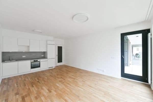 1 bedroom with open-plan kitchen flat to rent, 65 m², Michelská, Hlavní město Praha 1 bedroom with open-plan kitchen flat to rent, 65 m², Michelská, Hlavní město Praha