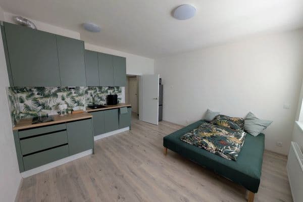 Studio flat to rent, 27 m², Křenová, Brno Studio flat to rent, 27 m², Křenová, Brno