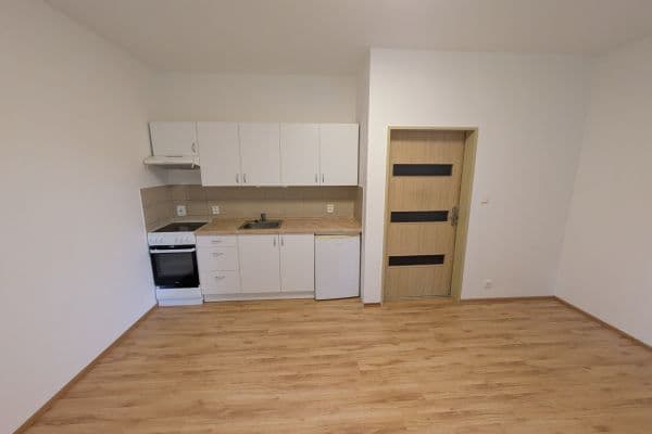1 bedroom with open-plan kitchen flat to rent, 42 m², Mincovní, Kutná Hora, Středočeský Region 1 bedroom with open-plan kitchen flat to rent, 42 m², Mincovní, Kutná Hora, Středočeský Region