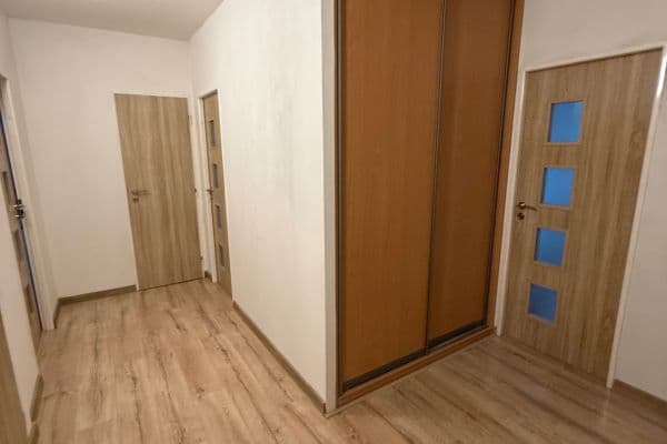 3 bedroom flat to rent, 75 m², Polská, Kladno 3 bedroom flat to rent, 75 m², Polská, Kladno