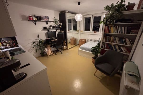 Studio flat to rent, 26 m², Velvarská, Praha Studio flat to rent, 26 m², Velvarská, Praha