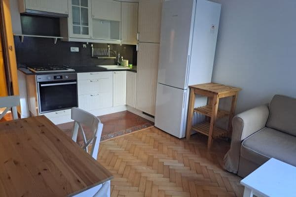 1 bedroom with open-plan kitchen flat to rent, 40 m², K Podjezdu, Hlavní město Praha 1 bedroom with open-plan kitchen flat to rent, 40 m², K Podjezdu, Hlavní město Praha