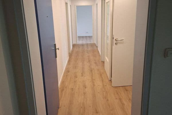 4 bedroom flat for sale, 92 m², Unterhaching, Bavaria 4 bedroom flat for sale, 92 m², Unterhaching, Bavaria