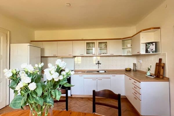 2 bedroom flat to rent, 80 m², Nad Zámečkem, Hlavní město Praha 2 bedroom flat to rent, 80 m², Nad Zámečkem, Hlavní město Praha