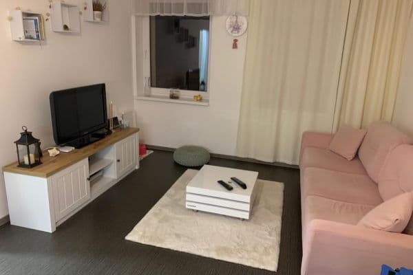 1 bedroom with open-plan kitchen flat to rent, 32 m², I. Olbrachta, České Budějovice 1 bedroom with open-plan kitchen flat to rent, 32 m², I. Olbrachta, České Budějovice