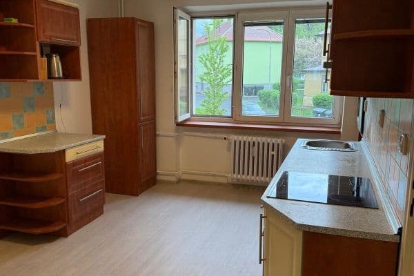 2 bedroom flat to rent, 61 m², Slezská, Sokolov 2 bedroom flat to rent, 61 m², Slezská, Sokolov