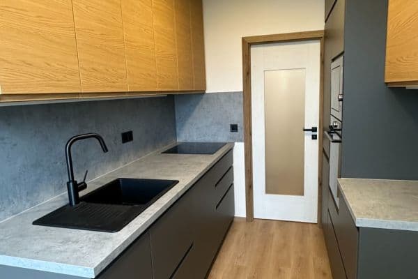 3 bedroom flat to rent, 72 m², Vltavská, Brno 3 bedroom flat to rent, 72 m², Vltavská, Brno