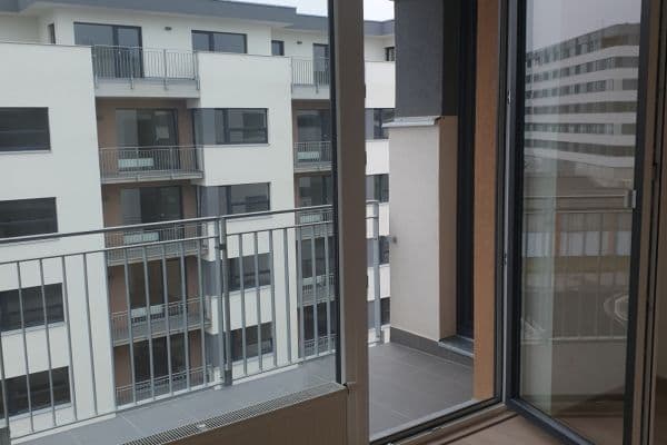 1 bedroom with open-plan kitchen flat to rent, 51 m², Antonína Petrofa, Hradec Králové 1 bedroom with open-plan kitchen flat to rent, 51 m², Antonína Petrofa, Hradec Králové