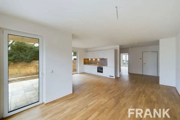 2 bedroom flat to rent, 72 m², Haeberlinstraße 40, Frankfurt am Main, Hesse 2 bedroom flat to rent, 72 m², Haeberlinstraße 40, Frankfurt am Main, Hesse