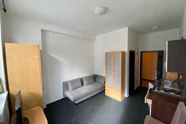 Studio flat to rent, 18 m², Poznaňská, Sázava, Středočeský Region Studio flat to rent, 18 m², Poznaňská, Sázava, Středočeský Region