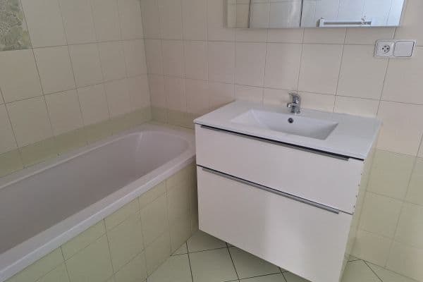 2 bedroom flat to rent, 53 m², Úhonická, Jeneč 2 bedroom flat to rent, 53 m², Úhonická, Jeneč
