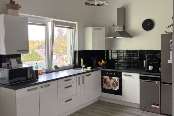 2 bedroom with open-plan kitchen flat to rent, 86 m², Smetanova, Hořovice 2 bedroom with open-plan kitchen flat to rent, 86 m², Smetanova, Hořovice