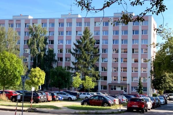 2 bedroom with open-plan kitchen flat for sale, 76 m², Na růžovém poli, Kladno 2 bedroom with open-plan kitchen flat for sale, 76 m², Na růžovém poli, Kladno