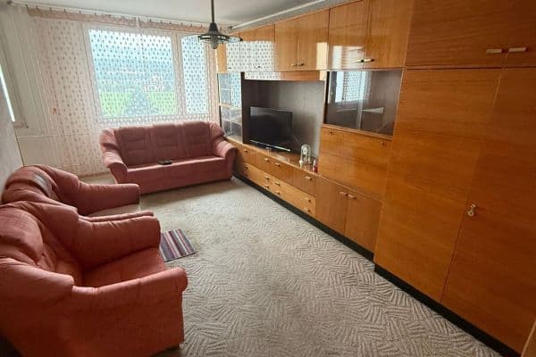 2 bedroom with open-plan kitchen flat for sale, 69 m², Nad Stadionem, Králův Dvůr 2 bedroom with open-plan kitchen flat for sale, 69 m², Nad Stadionem, Králův Dvůr