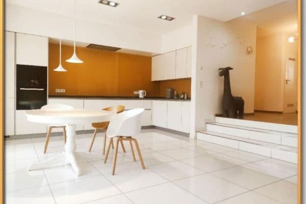 4 bedroom flat to rent, 120 m², Kalbacher Hauptstraße 48, Frankfurt am Main, Hesse 4 bedroom flat to rent, 120 m², Kalbacher Hauptstraße 48, Frankfurt am Main, Hesse