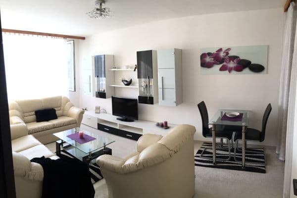 1 bedroom with open-plan kitchen flat for sale, 46 m², Ke Kamínce, Hlavní město Praha 1 bedroom with open-plan kitchen flat for sale, 46 m², Ke Kamínce, Hlavní město Praha