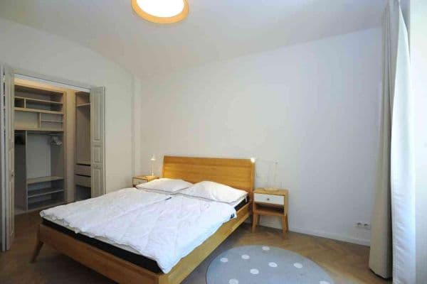 1 bedroom with open-plan kitchen flat to rent, 84 m², Křenová, Brno 1 bedroom with open-plan kitchen flat to rent, 84 m², Křenová, Brno