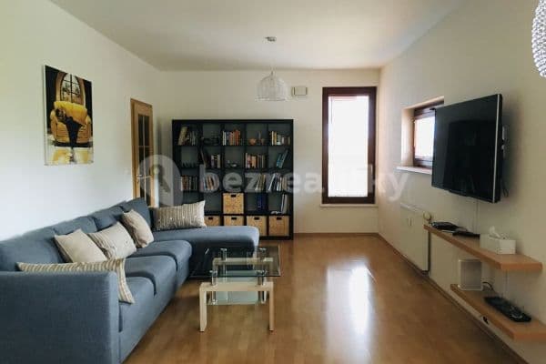 1 bedroom with open-plan kitchen flat for sale, 62 m², Jeremenkova, Praha 1 bedroom with open-plan kitchen flat for sale, 62 m², Jeremenkova, Praha