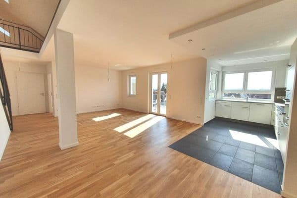 2 bedroom with open-plan kitchen flat to rent, 132 m², Griesheim 2 bedroom with open-plan kitchen flat to rent, 132 m², Griesheim