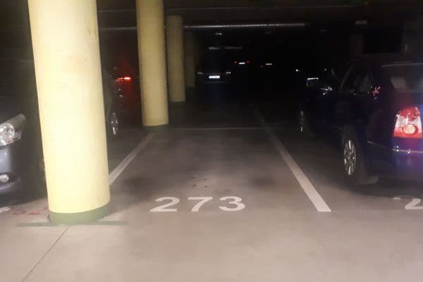 garage to rent, 11 m², Pelušková, Hlavní město Praha garage to rent, 11 m², Pelušková, Hlavní město Praha