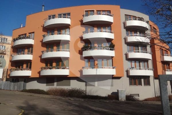 Studio flat to rent, 42 m², Družstevní ochoz, Hlavní město Praha Studio flat to rent, 42 m², Družstevní ochoz, Hlavní město Praha