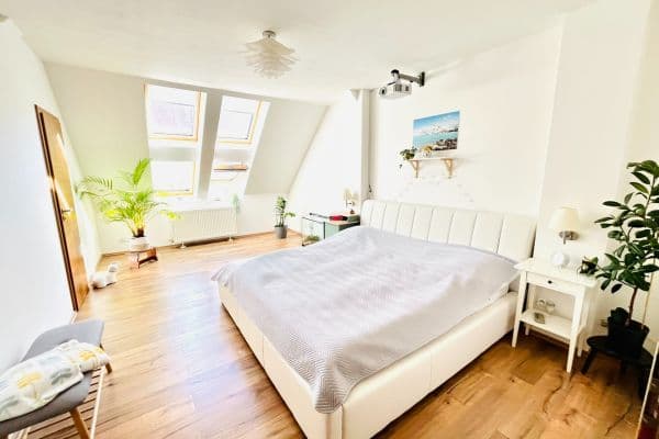 3 bedroom flat for sale, 136 m², Andrštova, Praha 3 bedroom flat for sale, 136 m², Andrštova, Praha