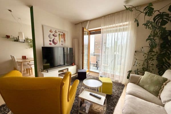 2 bedroom with open-plan kitchen flat to rent, 85 m², Vrbovecká, Brno 2 bedroom with open-plan kitchen flat to rent, 85 m², Vrbovecká, Brno