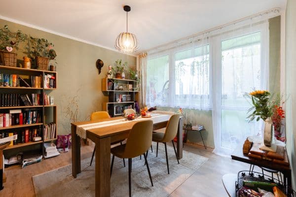 3 bedroom flat for sale, 68 m², Strážnická, Plzeň, Plzeňský Region 3 bedroom flat for sale, 68 m², Strážnická, Plzeň, Plzeňský Region