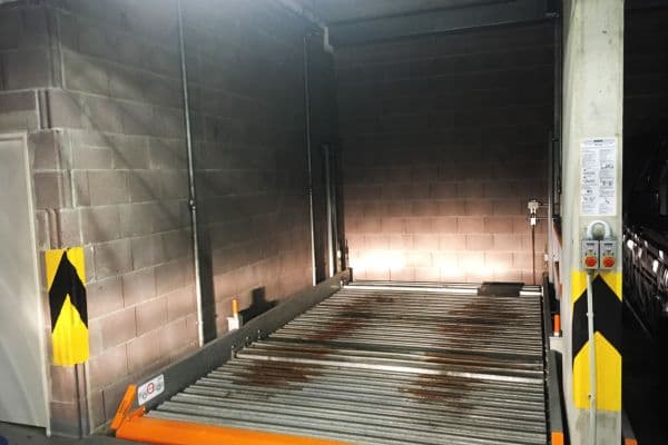 garage to rent, 20 m², Nad Závěrkou, Hlavní město Praha garage to rent, 20 m², Nad Závěrkou, Hlavní město Praha