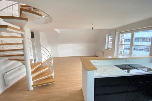 3 bedroom with open-plan kitchen flat to rent, 109 m², Lederstrasse 120, Reutlingen, Baden-Württemberg 3 bedroom with open-plan kitchen flat to rent, 109 m², Lederstrasse 120, Reutlingen, Baden-Württemberg