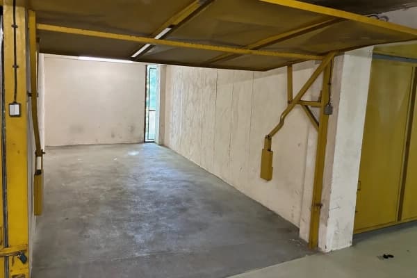 garage to rent, 18 m², Navigátorů, Praha garage to rent, 18 m², Navigátorů, Praha