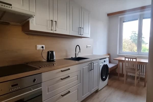 4 bedroom flat to rent, 83 m², Spodní, Brno 4 bedroom flat to rent, 83 m², Spodní, Brno