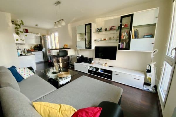 1 bedroom with open-plan kitchen flat to rent, 43 m², Nezvalova, Benešov 1 bedroom with open-plan kitchen flat to rent, 43 m², Nezvalova, Benešov