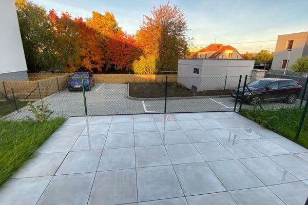 1 bedroom with open-plan kitchen flat to rent, 43 m², K Dubu, Praha 1 bedroom with open-plan kitchen flat to rent, 43 m², K Dubu, Praha