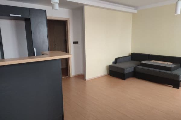 1 bedroom with open-plan kitchen flat to rent, 56 m², Tyršovo náměstí, Chrudim 1 bedroom with open-plan kitchen flat to rent, 56 m², Tyršovo náměstí, Chrudim