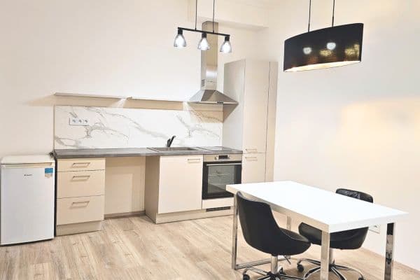 1 bedroom with open-plan kitchen flat to rent, 42 m², Miloše Havla, Hlavní město Praha 1 bedroom with open-plan kitchen flat to rent, 42 m², Miloše Havla, Hlavní město Praha