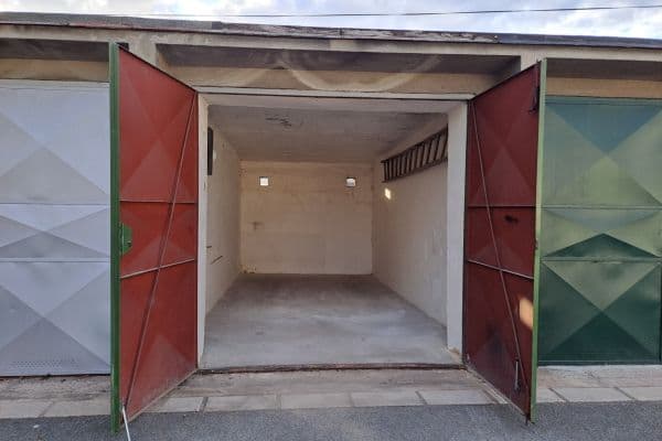garage to rent, 18 m², K Vinici, Pardubice, Pardubický Region garage to rent, 18 m², K Vinici, Pardubice, Pardubický Region