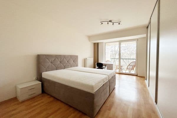 1 bedroom with open-plan kitchen flat to rent, 76 m², nám. T.G.Masaryka, Poděbrady, Středočeský Region 1 bedroom with open-plan kitchen flat to rent, 76 m², nám. T.G.Masaryka, Poděbrady, Středočeský Region