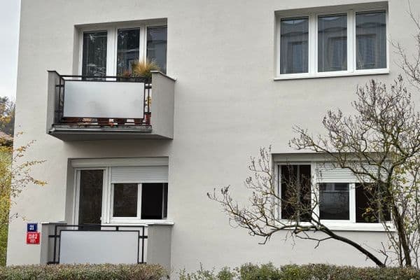 3 bedroom flat to rent, 85 m², Gončarenkova, Praha 3 bedroom flat to rent, 85 m², Gončarenkova, Praha