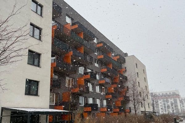 Studio flat to rent, 33 m², Strnadových, Praha Studio flat to rent, 33 m², Strnadových, Praha