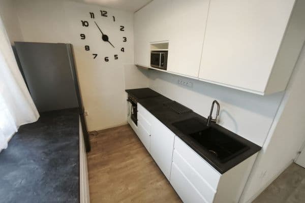 2 bedroom with open-plan kitchen flat to rent, 69 m², Alfonse Muchy, Nymburk 2 bedroom with open-plan kitchen flat to rent, 69 m², Alfonse Muchy, Nymburk