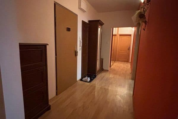 2 bedroom with open-plan kitchen flat to rent, 78 m², Jašíkova, Bratislava 2 bedroom with open-plan kitchen flat to rent, 78 m², Jašíkova, Bratislava