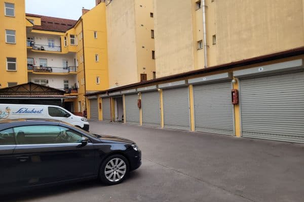 garage to rent, 15 m², Na Bělidle, Praha garage to rent, 15 m², Na Bělidle, Praha