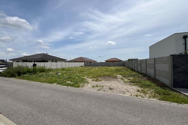 plot for sale, 624 m², Miloslavov, Bratislavský Region plot for sale, 624 m², Miloslavov, Bratislavský Region