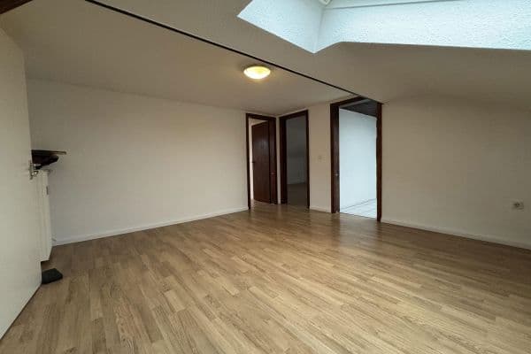 4 bedroom flat to rent, 78 m², Strassen 69-71, Bergisch Gladbach, North Rhine-Westphalia 4 bedroom flat to rent, 78 m², Strassen 69-71, Bergisch Gladbach, North Rhine-Westphalia