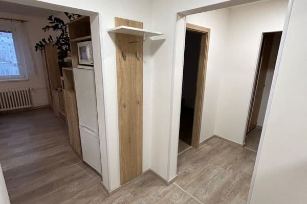 1 bedroom with open-plan kitchen flat to rent, 42 m², Rabasova, Ústí nad Labem 1 bedroom with open-plan kitchen flat to rent, 42 m², Rabasova, Ústí nad Labem