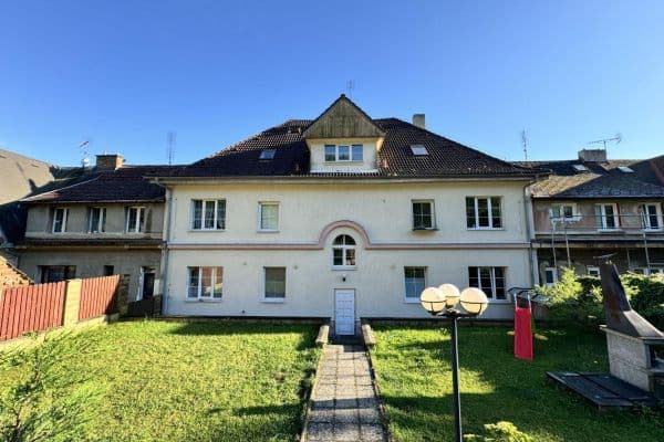 2 bedroom flat to rent, 55 m², Havlíčkovo náměstí, Lom 2 bedroom flat to rent, 55 m², Havlíčkovo náměstí, Lom