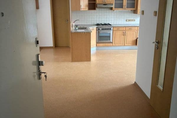 4 bedroom flat to rent, 110 m², Sv. Čecha, Jičín, Královéhradecký Region 4 bedroom flat to rent, 110 m², Sv. Čecha, Jičín, Královéhradecký Region