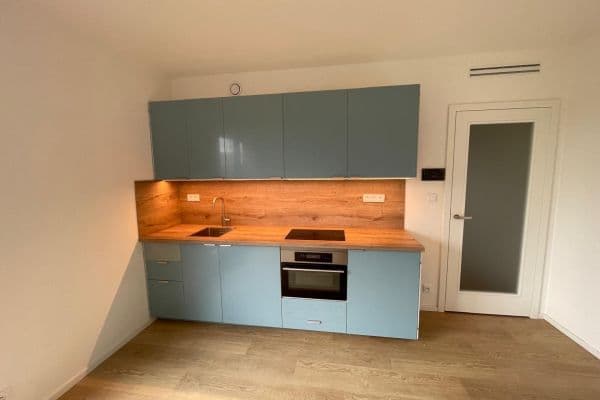 Studio flat to rent, 24 m², Hábova, Hlavní město Praha Studio flat to rent, 24 m², Hábova, Hlavní město Praha