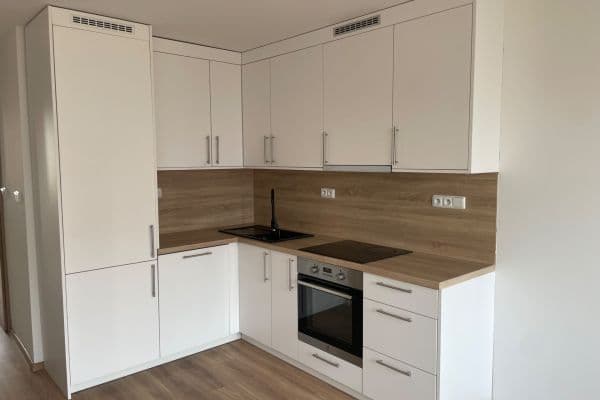 2 bedroom with open-plan kitchen flat to rent, 57 m², Krestova, Ostrava 2 bedroom with open-plan kitchen flat to rent, 57 m², Krestova, Ostrava